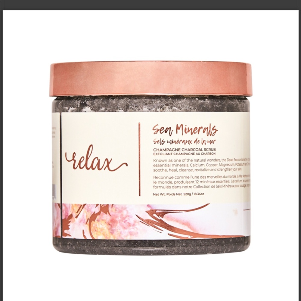 MANNA KADAR CHAMPAGNE CHARCOAL BODY SCRUB